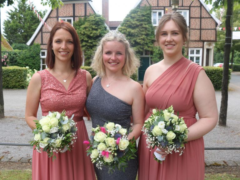 2025-06-27-17_49IMG_7001