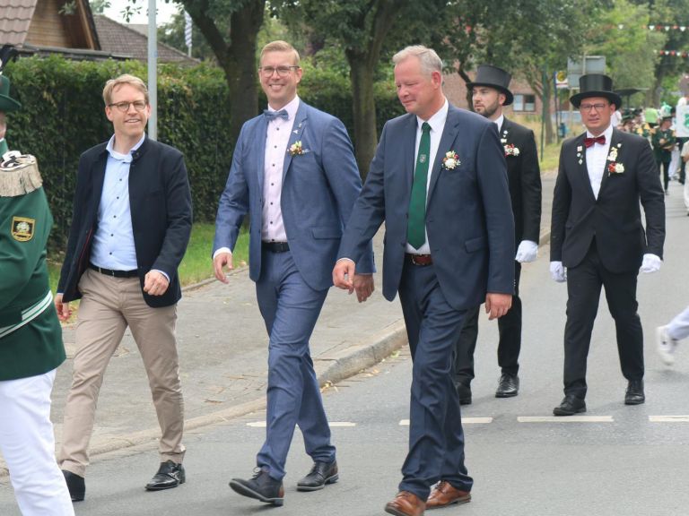 2025-06-28-15_312025-06-28-15_31IMG_7242