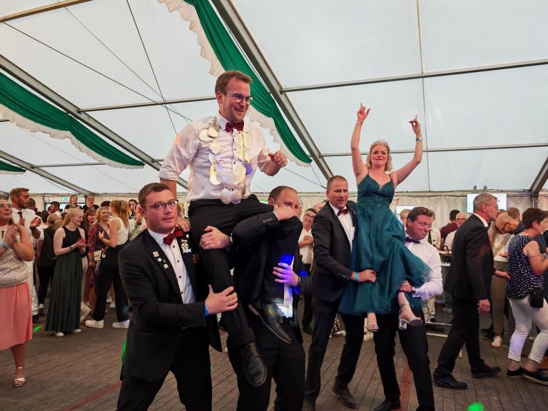 2025-06-28_214335_000